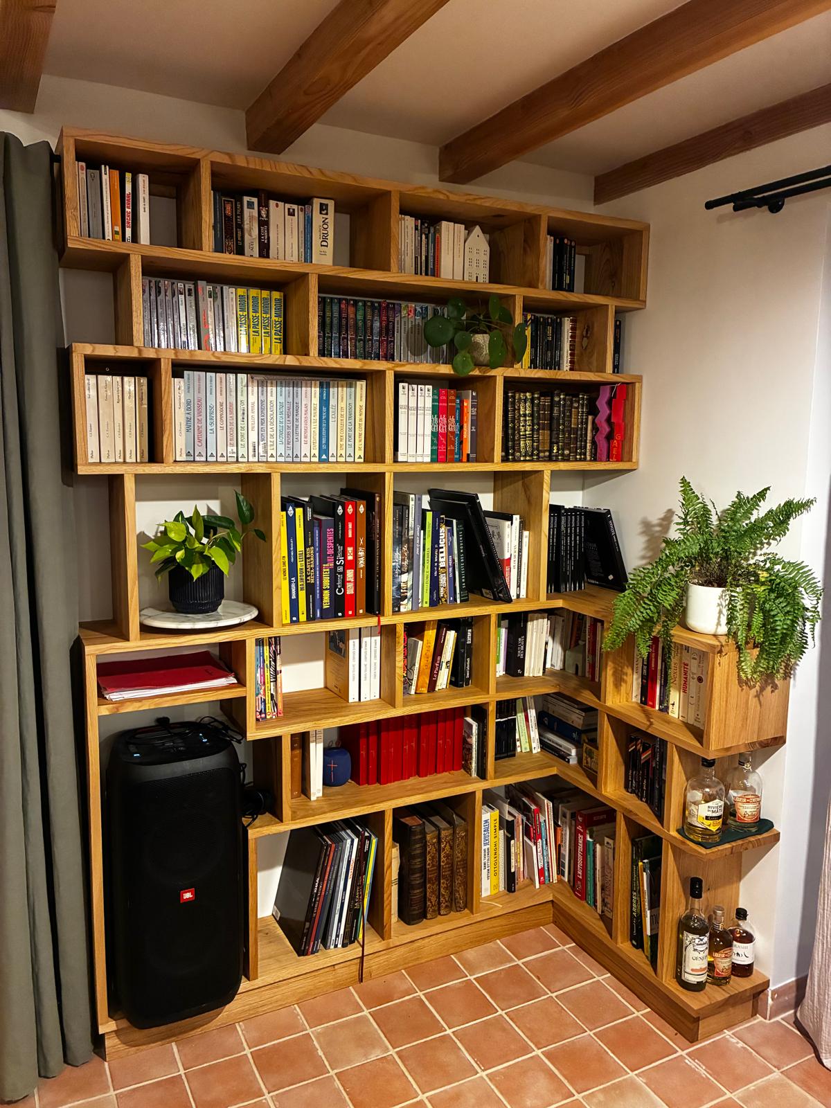 g&m bookcase